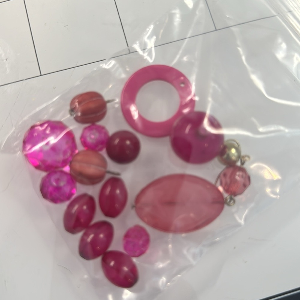 Bags of beads - Picture 5 of 5